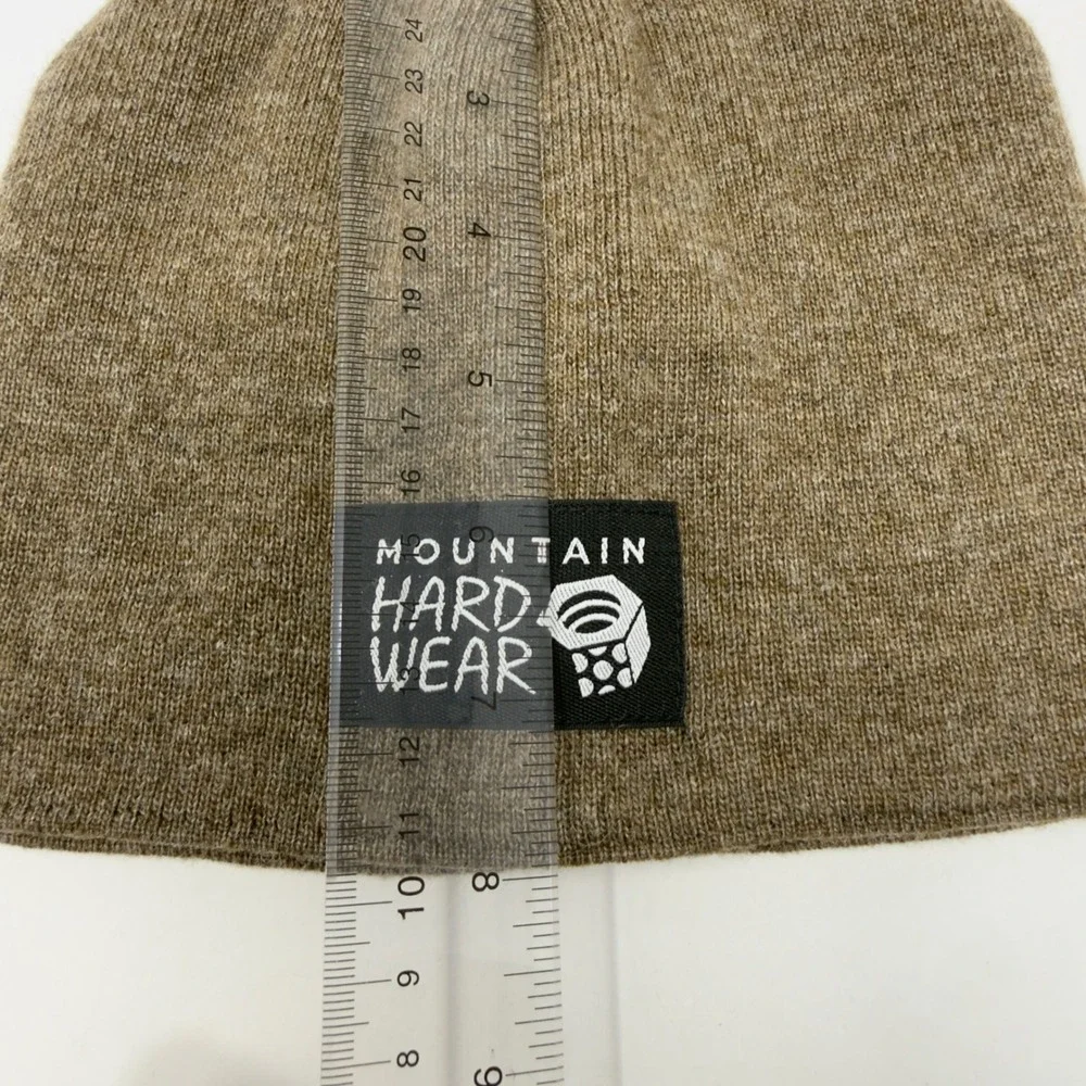 Mountain Hardwear Wool Blend Brown Knit Logo Patch‎ Beanie Hat Unisex OSFM